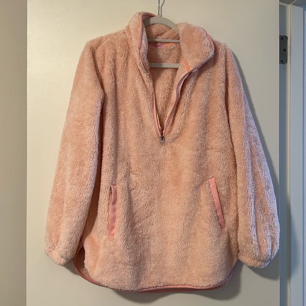 Fluffy oversized pink quarter-zip